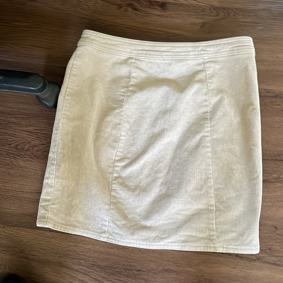Blue Spice Khaki Skirt Size 7 - Picture 2 of 2